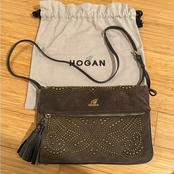 Hogan brown suede cross body /clutch bag, with brass studs. Two pockets. New - Picture 3 of 13